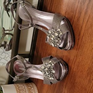 Antonio Melani high heels sandals